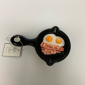 SILVER TREE GLASS EGGS AND BACON SKILLET CHRISTMAS ORNAMENT NWT